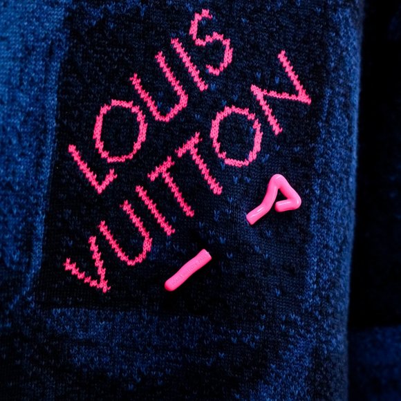 Louis Vuitton Blue Damier Salt Print Sweater - Picture 7 of 15